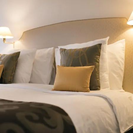 Hotel Bristol