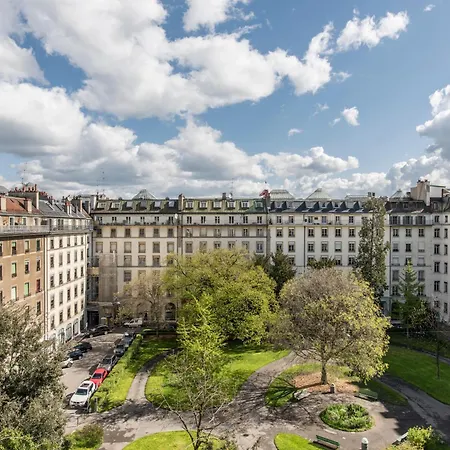 Bristol Hotel 4*