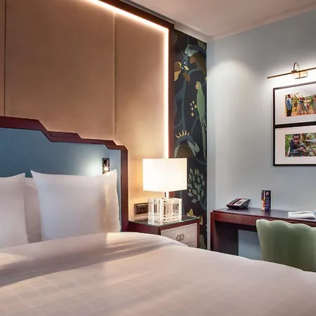 Hotel Bristol