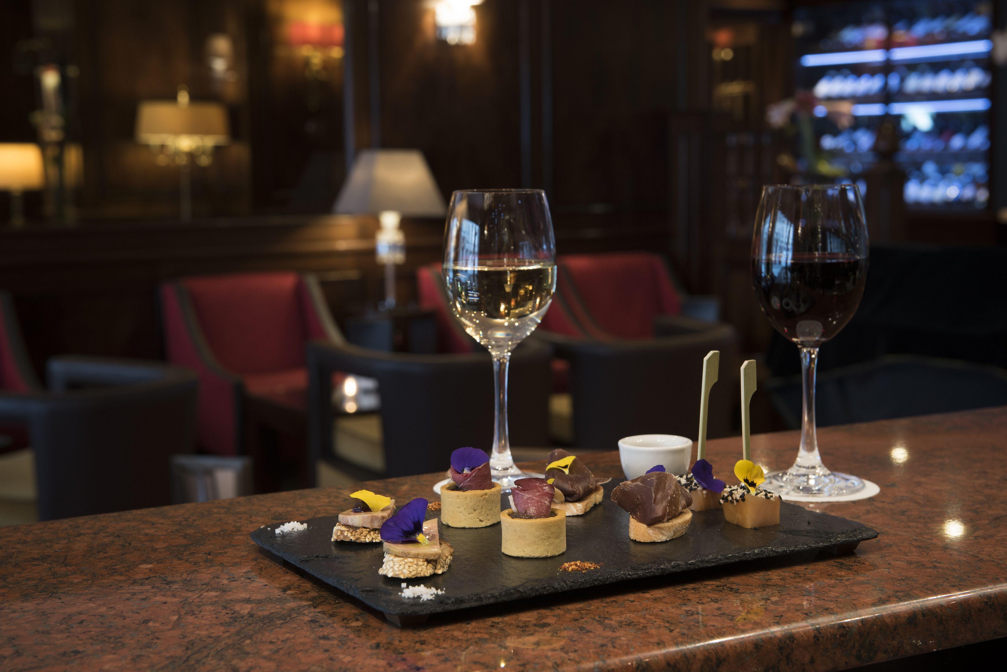 Bristol Hotel 4*